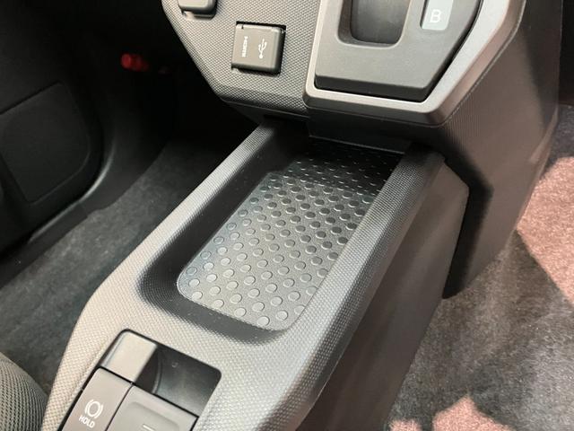 タフト Gダーククロムベンチャー 届出済未使用車 9型D.A 衝突被害軽減ブレーキ コーナーセンサー 9型ディスプレイオーディオ バックカメラ レーダークルーズコントロール 前席シートヒーター 電動パーキング オートエアコン スマートキー エコアイドル(62枚目)