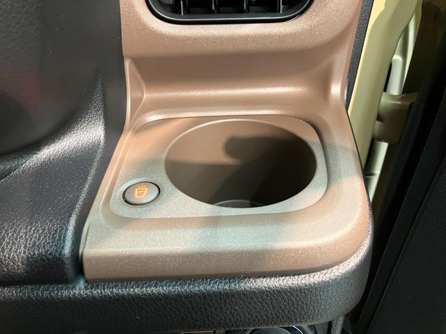 ムーヴキャンバス セオリーＧ　９型ディスプレイオーディオ　届出済未使用車　衝突被害軽減ブレーキ　コーナーセンサー　ディスプレイオーディオ　フルセグ　Ｂｌｕｅｔｏｏｔｈ　ＵＳＢ　バックカメラ　両側電動スライドドア　前席シートヒーター　電動パーキングブレーキ　ＬＥＤ（68枚目）