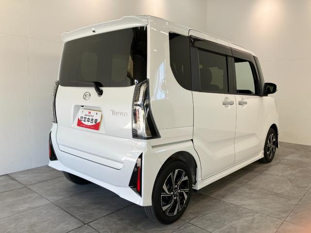 タント カスタムＸ　ＣＤステレオ　コーナーセンサー　シートヒーター　衝突被害軽減ブレーキ　コーナーセンサー　バックカメラ（ナビ装着時用）　両側電動スライドドア　前席シートヒーター　電動パーキングブレーキ　ＬＥＤ　オートライト　オートエアコン　スマートキー　エコアイドル（3枚目）