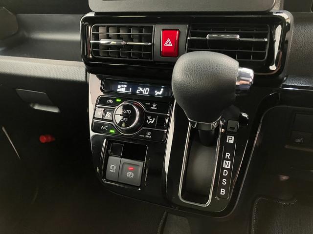 タント カスタムＸ　ＣＤステレオ　コーナーセンサー　シートヒーター　衝突被害軽減ブレーキ　コーナーセンサー　バックカメラ（ナビ装着時用）　両側電動スライドドア　前席シートヒーター　電動パーキングブレーキ　ＬＥＤ　オートライト　オートエアコン　スマートキー　エコアイドル（54枚目）