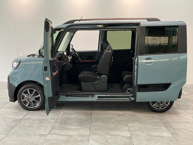 タント ファンクロス　９型ディスプレイオーディオ　届出済未使用車　衝突被害軽減ブレーキ　コーナーセンサー　９型ディスプレイオーディオ　フルセグ　Ｂｌｕｅｔｏｏｔｈ　ＵＳＢ　バックカメラ　両側電動スライドドア　前席シートヒーター　ＬＥＤ　スマートキー　エコアイドル（23枚目）