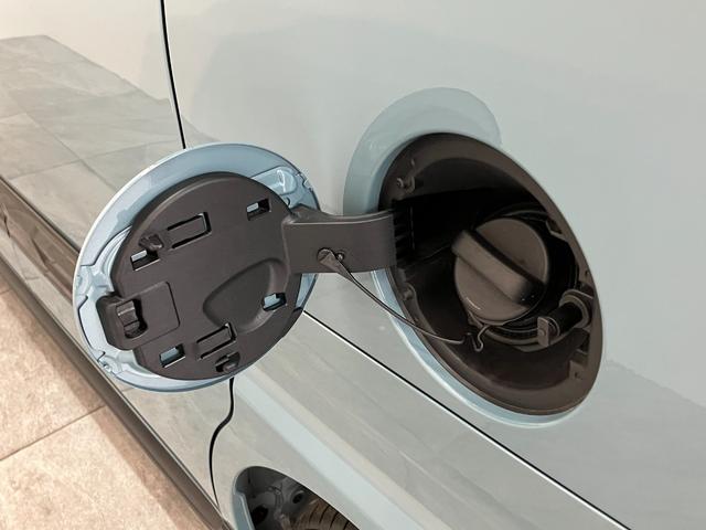 タント ファンクロス　９型ディスプレイオーディオ　届出済未使用車　衝突被害軽減ブレーキ　コーナーセンサー　９型ディスプレイオーディオ　フルセグ　Ｂｌｕｅｔｏｏｔｈ　ＵＳＢ　バックカメラ　両側電動スライドドア　前席シートヒーター　ＬＥＤ　スマートキー　エコアイドル（29枚目）