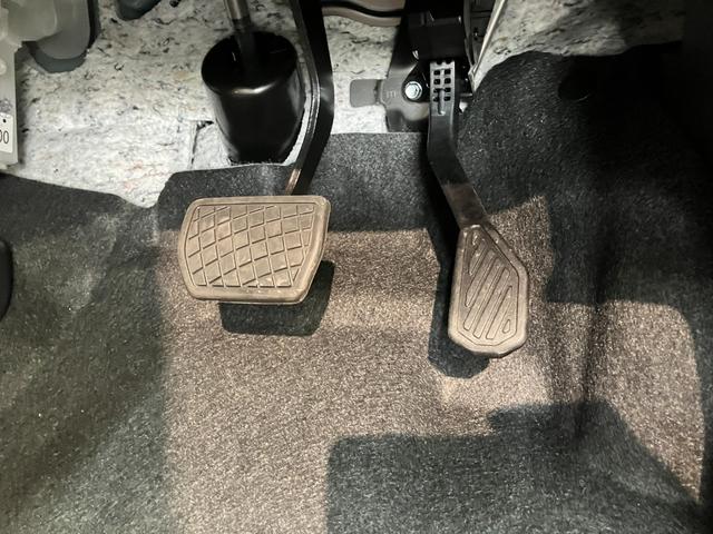 タント ファンクロス　９型ディスプレイオーディオ　届出済未使用車　衝突被害軽減ブレーキ　コーナーセンサー　９型ディスプレイオーディオ　フルセグ　Ｂｌｕｅｔｏｏｔｈ　ＵＳＢ　バックカメラ　両側電動スライドドア　前席シートヒーター　ＬＥＤ　スマートキー　エコアイドル（73枚目）