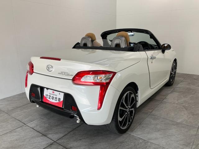 コペン ローブＳ　　ワンセグナビ　バックカメラ　車検整備付　電動オープンルーフ　ワンセグナビ　バックカメラ　ＤＶＤ　Ｂｌｕｅｔｏｏｔｈ　ＵＳＢ　レカロシート　ＭＯＭＯ製ハンドル　シートヒーター　パドルシフト　ＬＥＤ　エコアイドル　エクスプレイ仕様アルミ（3枚目）