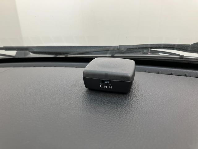 コペン ローブＳ　　ワンセグナビ　バックカメラ　車検整備付　電動オープンルーフ　ワンセグナビ　バックカメラ　ＤＶＤ　Ｂｌｕｅｔｏｏｔｈ　ＵＳＢ　レカロシート　ＭＯＭＯ製ハンドル　シートヒーター　パドルシフト　ＬＥＤ　エコアイドル　エクスプレイ仕様アルミ（18枚目）