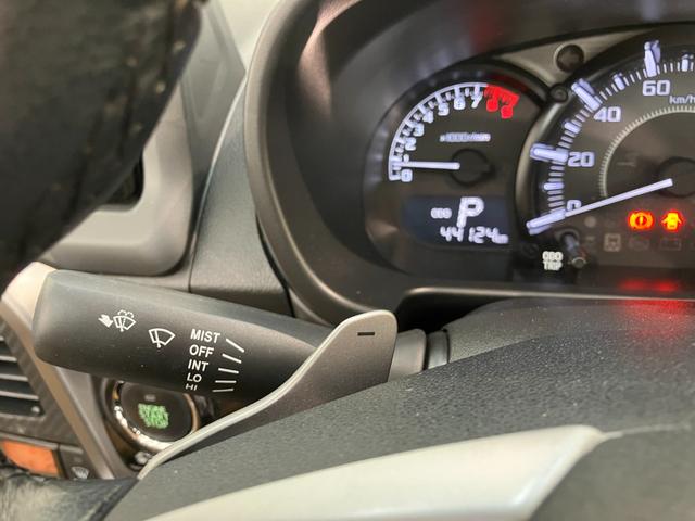 コペン ローブＳ　　ワンセグナビ　バックカメラ　車検整備付　電動オープンルーフ　ワンセグナビ　バックカメラ　ＤＶＤ　Ｂｌｕｅｔｏｏｔｈ　ＵＳＢ　レカロシート　ＭＯＭＯ製ハンドル　シートヒーター　パドルシフト　ＬＥＤ　エコアイドル　エクスプレイ仕様アルミ（53枚目）