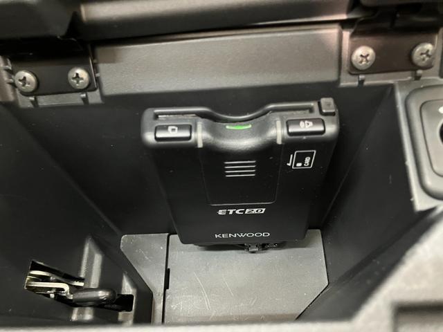 コペン ローブＳ　　ワンセグナビ　バックカメラ　車検整備付　電動オープンルーフ　ワンセグナビ　バックカメラ　ＤＶＤ　Ｂｌｕｅｔｏｏｔｈ　ＵＳＢ　レカロシート　ＭＯＭＯ製ハンドル　シートヒーター　パドルシフト　ＬＥＤ　エコアイドル　エクスプレイ仕様アルミ（69枚目）