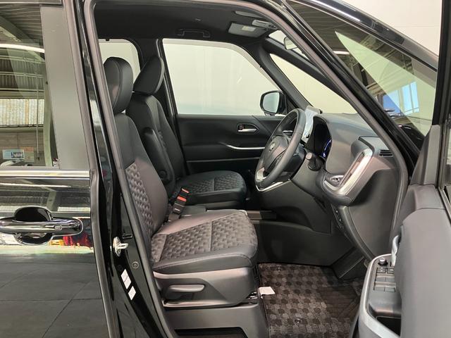 ヴォクシー ハイブリッドＳ－Ｚ　１０型ナビ　レーダークルコン　Ｂカメラ　トヨタセーフティセンス　コーナーセンサー　１０型フルセグナビ　バックカメラ　ドラレコ　Ｂｌｕｅｔｏｏｔｈ　ＵＳＢ　ＥＴＣ　レーダークルコン　シートヒーター　両側パワスラ　デュアルエアコン　ＬＥＤ（5枚目）