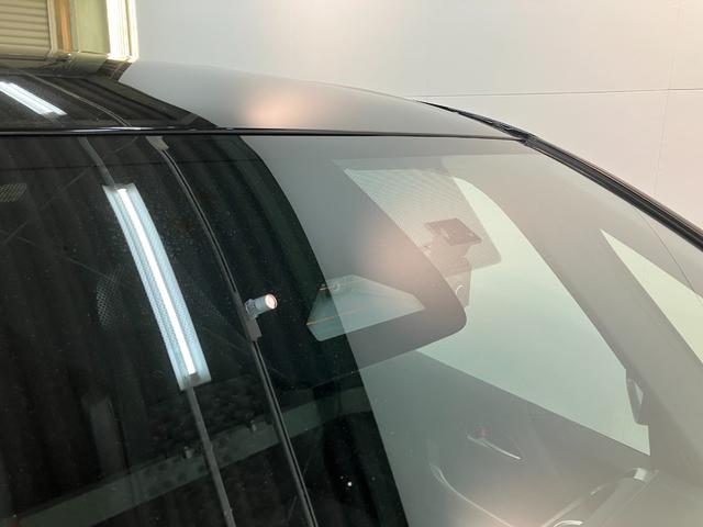 ヴォクシー ハイブリッドＳ－Ｚ　１０型ナビ　レーダークルコン　Ｂカメラ　トヨタセーフティセンス　コーナーセンサー　１０型フルセグナビ　バックカメラ　ドラレコ　Ｂｌｕｅｔｏｏｔｈ　ＵＳＢ　ＥＴＣ　レーダークルコン　シートヒーター　両側パワスラ　デュアルエアコン　ＬＥＤ（32枚目）