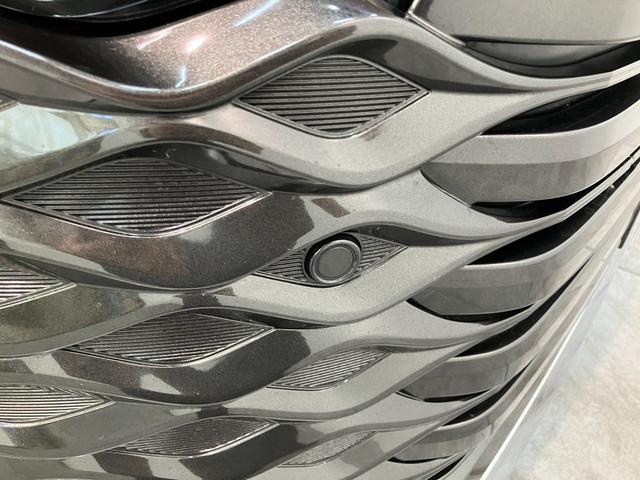 ヴォクシー ハイブリッドＳ－Ｚ　１０型ナビ　レーダークルコン　Ｂカメラ　トヨタセーフティセンス　コーナーセンサー　１０型フルセグナビ　バックカメラ　ドラレコ　Ｂｌｕｅｔｏｏｔｈ　ＵＳＢ　ＥＴＣ　レーダークルコン　シートヒーター　両側パワスラ　デュアルエアコン　ＬＥＤ（33枚目）