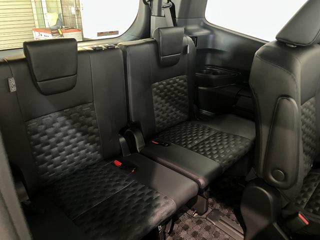 ヴォクシー ハイブリッドＳ－Ｚ　１０型ナビ　レーダークルコン　Ｂカメラ　トヨタセーフティセンス　コーナーセンサー　１０型フルセグナビ　バックカメラ　ドラレコ　Ｂｌｕｅｔｏｏｔｈ　ＵＳＢ　ＥＴＣ　レーダークルコン　シートヒーター　両側パワスラ　デュアルエアコン　ＬＥＤ（36枚目）