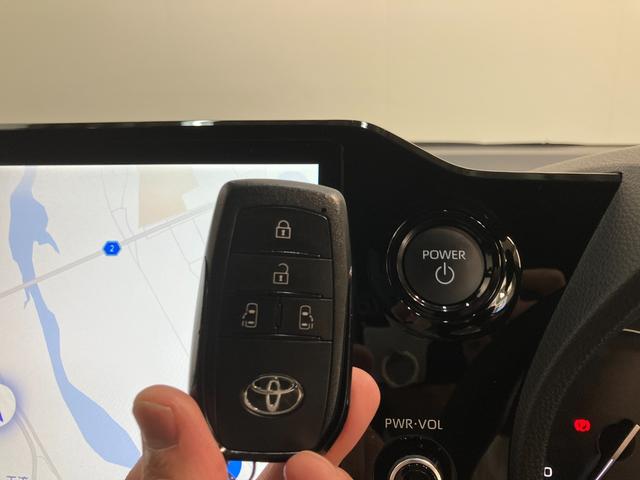 ヴォクシー ハイブリッドＳ－Ｚ　１０型ナビ　レーダークルコン　Ｂカメラ　トヨタセーフティセンス　コーナーセンサー　１０型フルセグナビ　バックカメラ　ドラレコ　Ｂｌｕｅｔｏｏｔｈ　ＵＳＢ　ＥＴＣ　レーダークルコン　シートヒーター　両側パワスラ　デュアルエアコン　ＬＥＤ（47枚目）