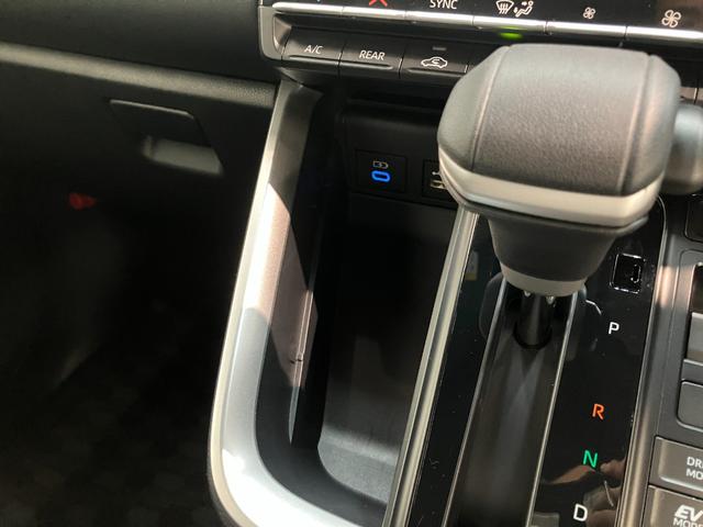 ヴォクシー ハイブリッドＳ－Ｚ　１０型ナビ　レーダークルコン　Ｂカメラ　トヨタセーフティセンス　コーナーセンサー　１０型フルセグナビ　バックカメラ　ドラレコ　Ｂｌｕｅｔｏｏｔｈ　ＵＳＢ　ＥＴＣ　レーダークルコン　シートヒーター　両側パワスラ　デュアルエアコン　ＬＥＤ（68枚目）