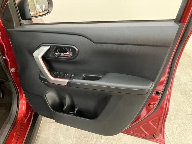 ロッキー Ｘ　ＨＥＶ　９型ディスプレイオーディオ　ドラレコ　車検整備付　衝突被害軽減ブレーキ　コーナーセンサー　９型ディスプレイオーディオ　フルセグ　バックカメラ　Ｂｌｕｅｔｏｏｔｈ　ＵＳＢ　ＴＶコントロール　電動パーキング　ＬＥＤ　前後ドラレコ（27枚目）