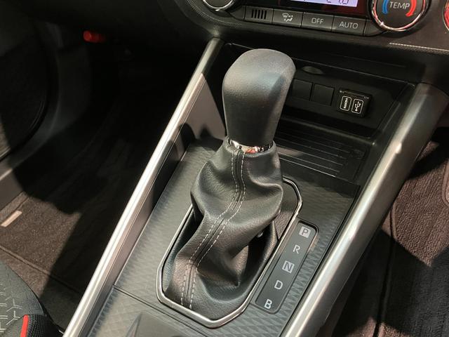 ロッキー Ｘ　ＨＥＶ　９型ディスプレイオーディオ　ドラレコ　車検整備付　衝突被害軽減ブレーキ　コーナーセンサー　９型ディスプレイオーディオ　フルセグ　バックカメラ　Ｂｌｕｅｔｏｏｔｈ　ＵＳＢ　ＴＶコントロール　電動パーキング　ＬＥＤ　前後ドラレコ（52枚目）