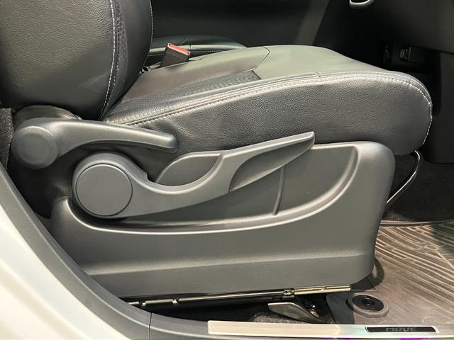 ムーヴ カスタムRSハイパーリミテッドSA3 ナビ パノラマカメラ 衝突被害軽減ブレーキ フルセグナビ パノラマカメラ DVD再生 Bluetooth USB 前後ドラレコ 運転席シートヒーター LED オートライト オートエアコン スマートキー エコアイドル(41枚目)