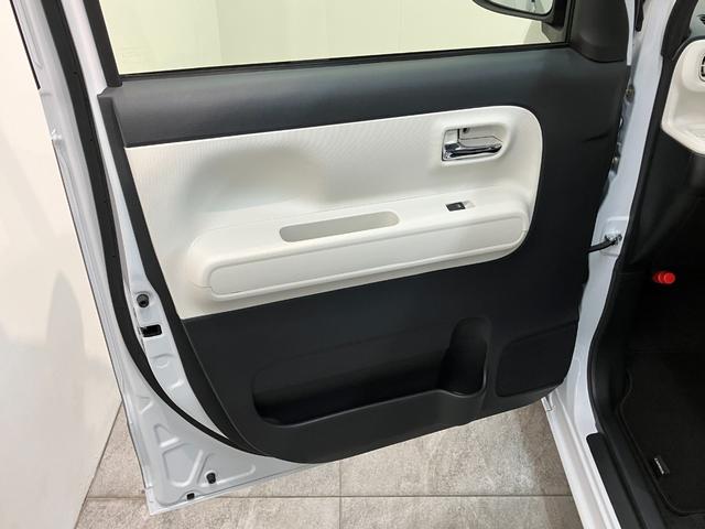 ムーヴキャンバス ストライプスＧターボ　９型ディスプレイオーディオ　クルコン　衝突被害軽減ブレーキ　コーナーセンサー　９型ディスプレイオーディオ　フルセグ　Ｂｌｕｅｔｏｏｔｈ　ＵＳＢ　バックカメラ　両側電動スライドドア　シートヒーター　電動パーキングブレーキ　レーダークルコン（27枚目）