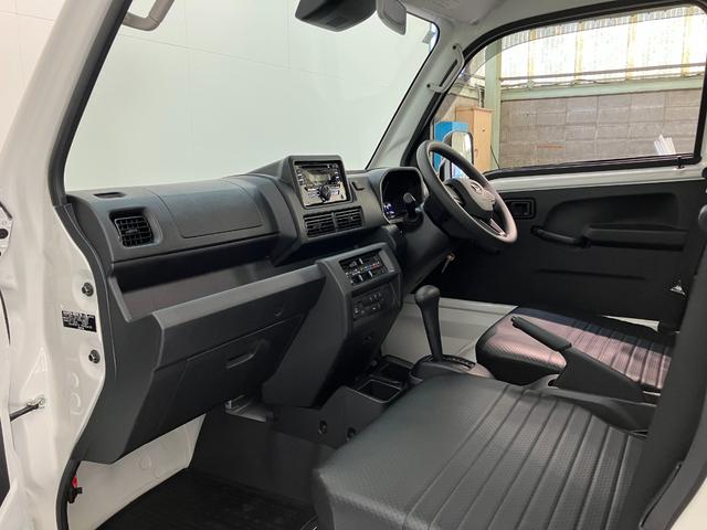 ハイゼットトラック スタンダード 4WD CVT車 CDステレオ 衝突被害軽減ブレーキ コーナーセンサー パートタイム4WD CDステレオ マニュアルエアコン マニュアルレベリング オートライト(2枚目)