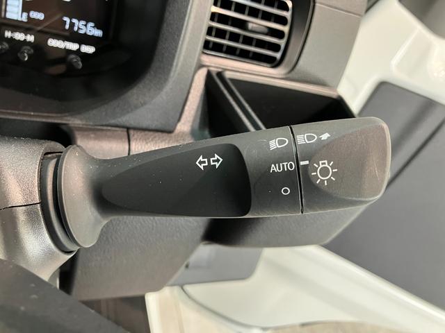 ハイゼットトラック スタンダード 4WD CVT車 CDステレオ 衝突被害軽減ブレーキ コーナーセンサー パートタイム4WD CDステレオ マニュアルエアコン マニュアルレベリング オートライト(18枚目)