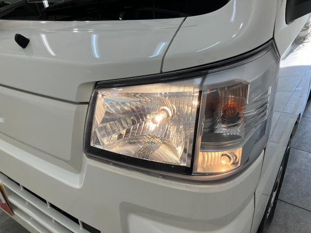 ハイゼットトラック スタンダード 4WD CVT車 CDステレオ 衝突被害軽減ブレーキ コーナーセンサー パートタイム4WD CDステレオ マニュアルエアコン マニュアルレベリング オートライト(38枚目)