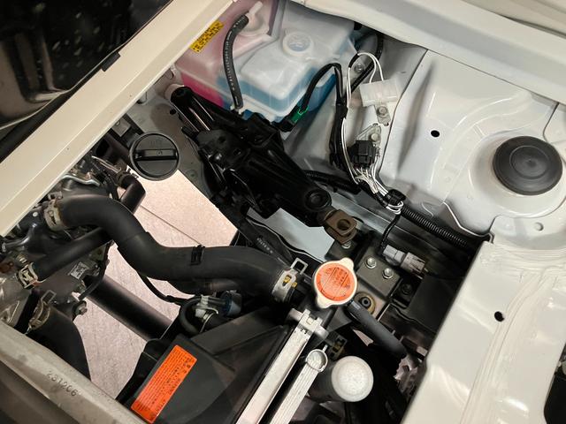 ハイゼットトラック スタンダード 4WD CVT車 CDステレオ 衝突被害軽減ブレーキ コーナーセンサー パートタイム4WD CDステレオ マニュアルエアコン マニュアルレベリング オートライト(67枚目)