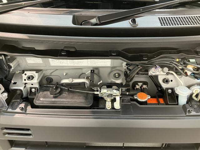 ハイゼットカーゴ スペシャルクリーン　４ＷＤ　ＣＶＴ車　コーナーセンサー　衝突被害軽減ブレーキ　スマアシ　コーナーセンサー　前席パワーウインドウ　ＡＭ／ＦＭステレオ　両側スライドドア　パートタイム４ＷＤ　オートライト　マニュアルレベリング（8枚目）