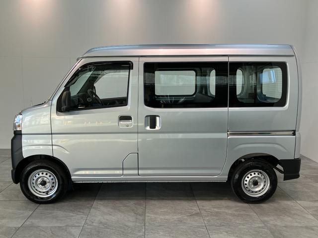 ハイゼットカーゴ スペシャルクリーン　４ＷＤ　ＣＶＴ車　コーナーセンサー　衝突被害軽減ブレーキ　スマアシ　コーナーセンサー　前席パワーウインドウ　ＡＭ／ＦＭステレオ　両側スライドドア　パートタイム４ＷＤ　オートライト　マニュアルレベリング（22枚目）