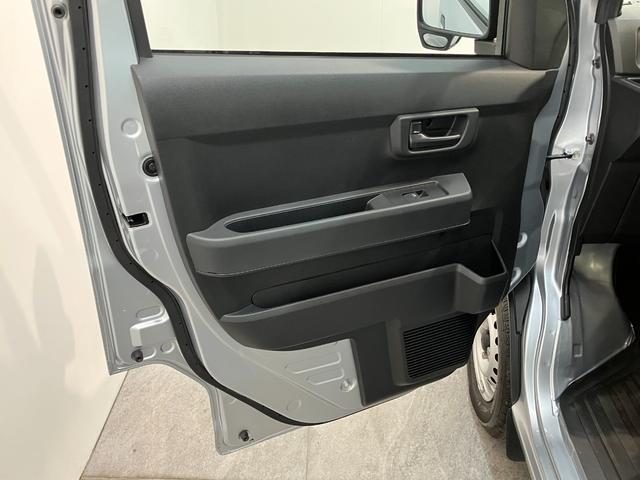 ハイゼットカーゴ スペシャルクリーン　４ＷＤ　ＣＶＴ車　コーナーセンサー　衝突被害軽減ブレーキ　スマアシ　コーナーセンサー　前席パワーウインドウ　ＡＭ／ＦＭステレオ　両側スライドドア　パートタイム４ＷＤ　オートライト　マニュアルレベリング（27枚目）
