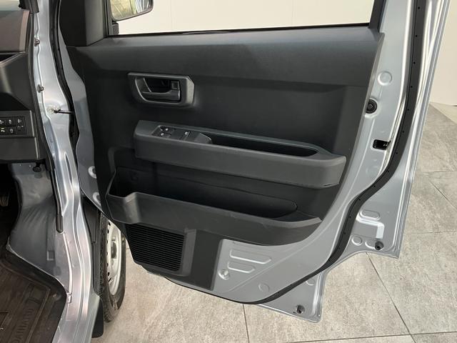 ハイゼットカーゴ スペシャルクリーン　４ＷＤ　ＣＶＴ車　コーナーセンサー　衝突被害軽減ブレーキ　スマアシ　コーナーセンサー　前席パワーウインドウ　ＡＭ／ＦＭステレオ　両側スライドドア　パートタイム４ＷＤ　オートライト　マニュアルレベリング（28枚目）