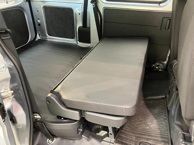 ハイゼットカーゴ スペシャルクリーン　４ＷＤ　ＣＶＴ車　コーナーセンサー　衝突被害軽減ブレーキ　スマアシ　コーナーセンサー　前席パワーウインドウ　ＡＭ／ＦＭステレオ　両側スライドドア　パートタイム４ＷＤ　オートライト　マニュアルレベリング（39枚目）