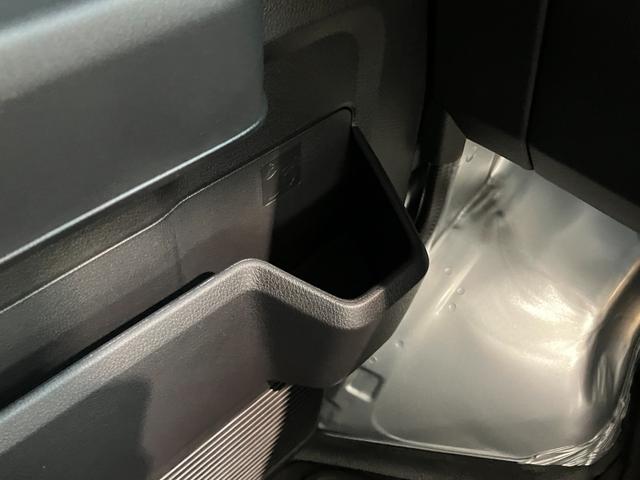 ハイゼットカーゴ スペシャルクリーン　４ＷＤ　ＣＶＴ車　コーナーセンサー　衝突被害軽減ブレーキ　スマアシ　コーナーセンサー　前席パワーウインドウ　ＡＭ／ＦＭステレオ　両側スライドドア　パートタイム４ＷＤ　オートライト　マニュアルレベリング（47枚目）