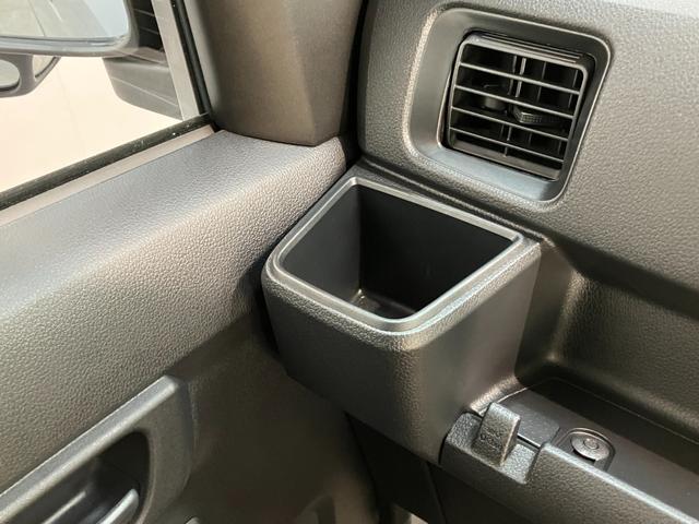 ハイゼットカーゴ スペシャルクリーン　４ＷＤ　ＣＶＴ車　コーナーセンサー　衝突被害軽減ブレーキ　スマアシ　コーナーセンサー　前席パワーウインドウ　ＡＭ／ＦＭステレオ　両側スライドドア　パートタイム４ＷＤ　オートライト　マニュアルレベリング（51枚目）