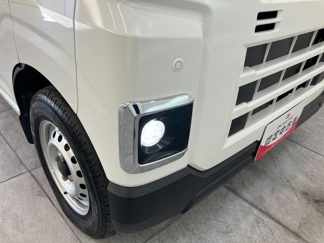 ハイゼットカーゴ DX 4WD フルセグナビ ドラレコ キーレス LED 衝突被害軽減ブレーキ スマアシ コーナーセンサー キーレス 前席パワーウインドウ フルセグナビ ドラレコ ETC DVD再生 Bluetooth USB LED オートライト パートタイム4WD(34枚目)