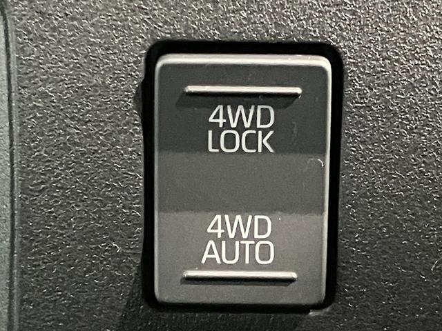 ハイゼットカーゴ ＤＸ　４ＷＤ　フルセグナビ　ドラレコ　ＥＴＣ　キーレス　衝突被害軽減ブレーキ　スマアシ　コーナーセンサー　キーレス　前席パワーウインドウ　フルセグナビ　ドラレコ　ＥＴＣ　ＤＶＤ再生　Ｂｌｕｅｔｏｏｔｈ　ＵＳＢ　ＬＥＤ　オートライト　パートタイム４ＷＤ（18枚目）