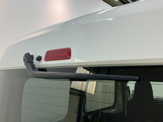 ハイゼットカーゴ ＤＸ　４ＷＤ　フルセグナビ　ドラレコ　ＥＴＣ　キーレス　衝突被害軽減ブレーキ　スマアシ　コーナーセンサー　キーレス　前席パワーウインドウ　フルセグナビ　ドラレコ　ＥＴＣ　ＤＶＤ再生　Ｂｌｕｅｔｏｏｔｈ　ＵＳＢ　ＬＥＤ　オートライト　パートタイム４ＷＤ（30枚目）