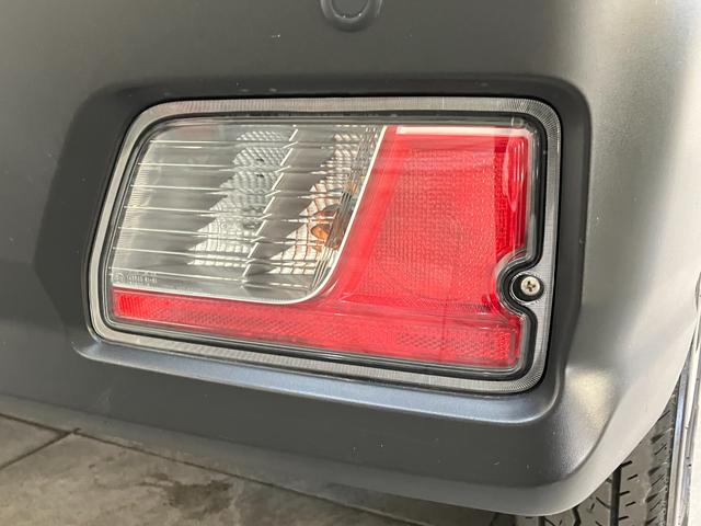 ハイゼットカーゴ ＤＸ　４ＷＤ　フルセグナビ　ドラレコ　ＥＴＣ　キーレス　衝突被害軽減ブレーキ　スマアシ　コーナーセンサー　キーレス　前席パワーウインドウ　フルセグナビ　ドラレコ　ＥＴＣ　ＤＶＤ再生　Ｂｌｕｅｔｏｏｔｈ　ＵＳＢ　ＬＥＤ　オートライト　パートタイム４ＷＤ（31枚目）