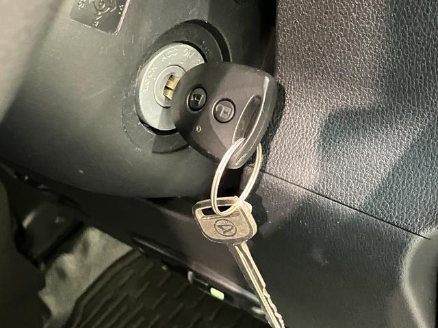 ハイゼットカーゴ ＤＸ　４ＷＤ　フルセグナビ　ドラレコ　ＥＴＣ　キーレス　衝突被害軽減ブレーキ　スマアシ　コーナーセンサー　キーレス　前席パワーウインドウ　フルセグナビ　ドラレコ　ＥＴＣ　ＤＶＤ再生　Ｂｌｕｅｔｏｏｔｈ　ＵＳＢ　ＬＥＤ　オートライト　パートタイム４ＷＤ（47枚目）