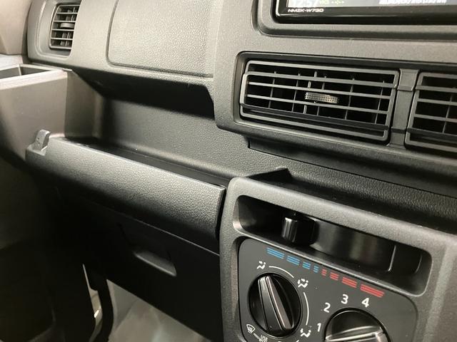 ハイゼットカーゴ ＤＸ　４ＷＤ　フルセグナビ　ドラレコ　ＥＴＣ　キーレス　衝突被害軽減ブレーキ　スマアシ　コーナーセンサー　キーレス　前席パワーウインドウ　フルセグナビ　ドラレコ　ＥＴＣ　ＤＶＤ再生　Ｂｌｕｅｔｏｏｔｈ　ＵＳＢ　ＬＥＤ　オートライト　パートタイム４ＷＤ（58枚目）