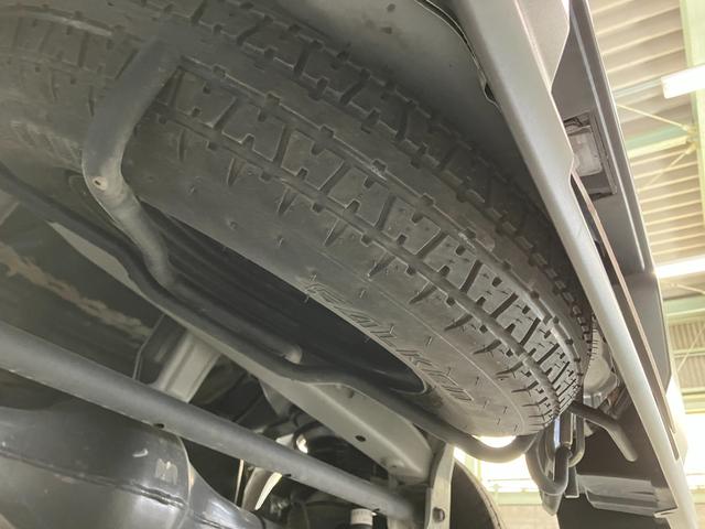 ハイゼットカーゴ ＤＸ　４ＷＤ　フルセグナビ　ドラレコ　ＥＴＣ　キーレス　衝突被害軽減ブレーキ　スマアシ　コーナーセンサー　キーレス　前席パワーウインドウ　フルセグナビ　ドラレコ　ＥＴＣ　ＤＶＤ再生　Ｂｌｕｅｔｏｏｔｈ　ＵＳＢ　ＬＥＤ　オートライト　パートタイム４ＷＤ（67枚目）