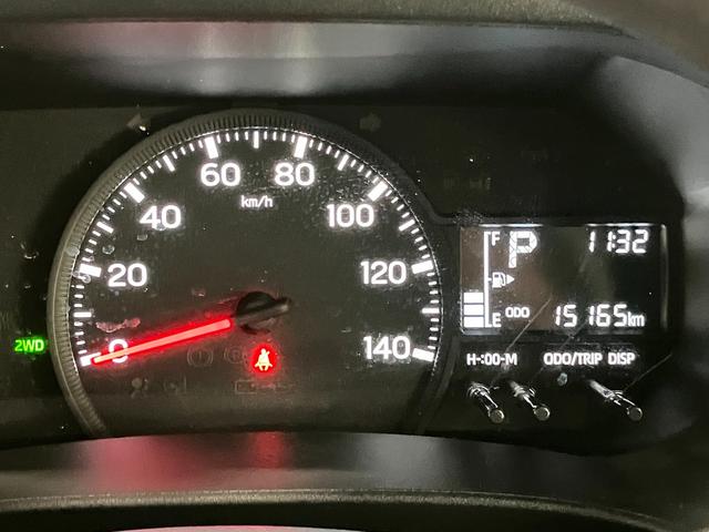ハイゼットカーゴ ＤＸ　４ＷＤ　ＣＶＴ車　キーレス　前席パワーウインドウ　衝突被害軽減ブレーキ　スマアシ　コーナーセンサー　ＣＤステレオ　ドラレコ　オートライト　キーレス　前席パワーウインドウ　両側スライドドア　パートタイム４ＷＤ（17枚目）