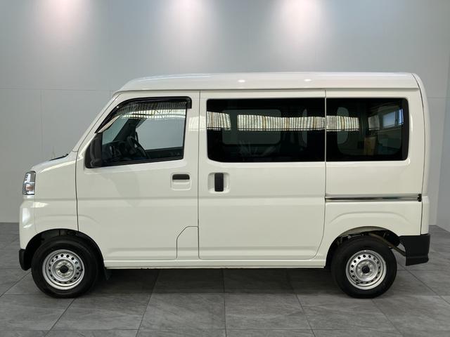 ハイゼットカーゴ ＤＸ　４ＷＤ　ＣＶＴ車　キーレス　前席パワーウインドウ　衝突被害軽減ブレーキ　スマアシ　コーナーセンサー　ＣＤステレオ　ドラレコ　オートライト　キーレス　前席パワーウインドウ　両側スライドドア　パートタイム４ＷＤ（22枚目）
