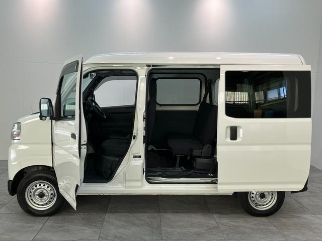ハイゼットカーゴ ＤＸ　４ＷＤ　ＣＶＴ車　キーレス　前席パワーウインドウ　衝突被害軽減ブレーキ　スマアシ　コーナーセンサー　ＣＤステレオ　ドラレコ　オートライト　キーレス　前席パワーウインドウ　両側スライドドア　パートタイム４ＷＤ（23枚目）