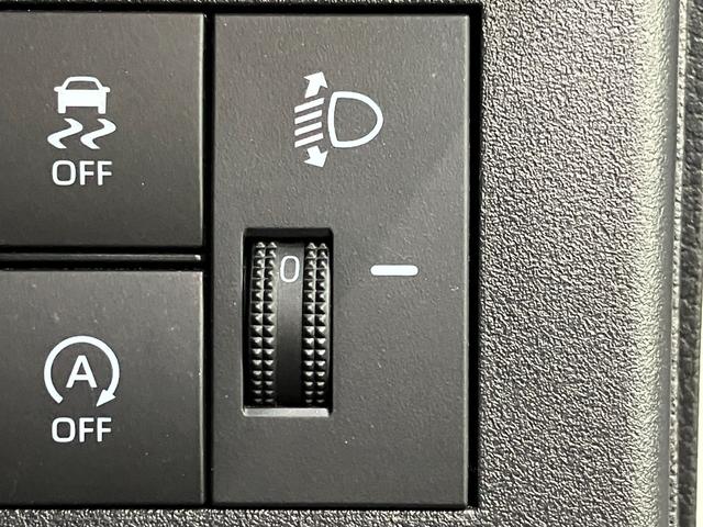 ハイゼットカーゴ ＤＸ　４ＷＤ　ＣＶＴ車　キーレス　前席パワーウインドウ　衝突被害軽減ブレーキ　スマアシ　コーナーセンサー　ＣＤステレオ　ドラレコ　オートライト　キーレス　前席パワーウインドウ　両側スライドドア　パートタイム４ＷＤ（42枚目）