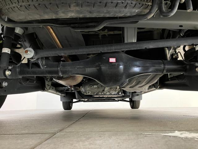 ハイゼットカーゴ ＤＸ　４ＷＤ　ＣＶＴ車　キーレス　前席パワーウインドウ　衝突被害軽減ブレーキ　スマアシ　コーナーセンサー　ＣＤステレオ　ドラレコ　オートライト　キーレス　前席パワーウインドウ　両側スライドドア　パートタイム４ＷＤ（60枚目）