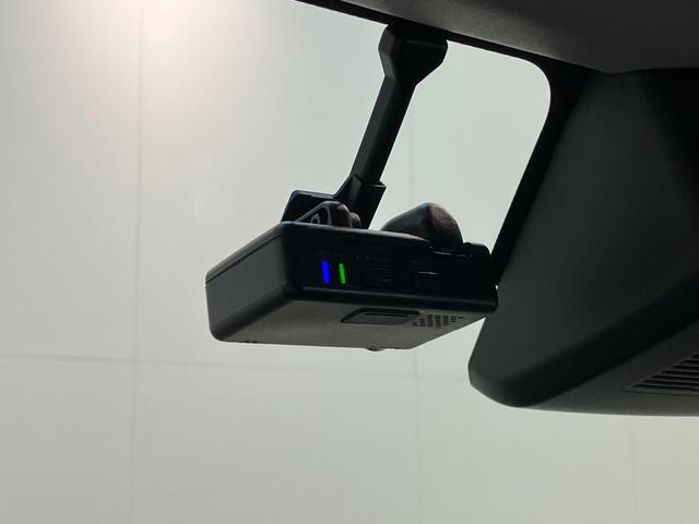 ハイゼットカーゴ ＤＸ　４ＷＤ　コーナーセンサー　ドラレコ　キーレス　衝突被害軽減ブレーキ　スマアシ　コーナーセンサー　キーレス　前席パワーウインドウ　ＡＭ／ＦＭステレオ　ドラレコ　両側スライドドア　オートライト　マニュアルレベリング　パートタイム４ＷＤ（14枚目）