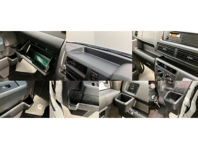 ハイゼットカーゴ ＤＸ　４ＷＤ　コーナーセンサー　ドラレコ　キーレス　衝突被害軽減ブレーキ　スマアシ　コーナーセンサー　キーレス　前席パワーウインドウ　ＡＭ／ＦＭステレオ　ドラレコ　両側スライドドア　オートライト　マニュアルレベリング　パートタイム４ＷＤ（20枚目）