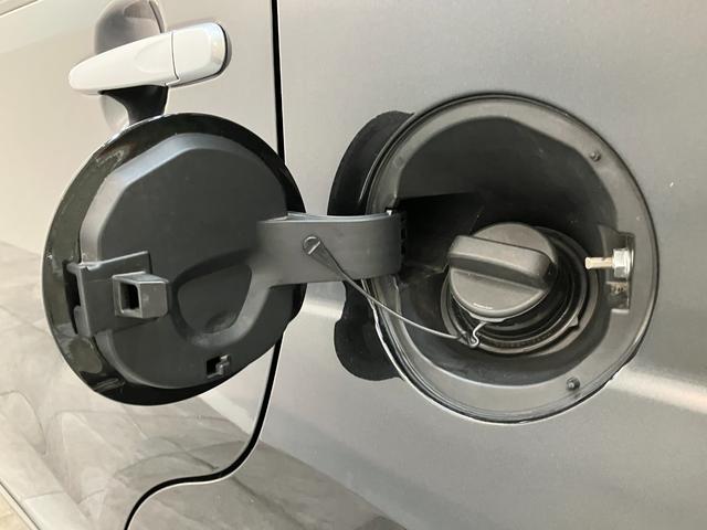 ムーヴ Ｘリミテッド２ＳＡ３　スマートキー　シートヒーター　ＬＥＤ　衝突被害軽減ブレーキ　ＣＤステレオ　バックカメラ（ナビ装着時用）　シートヒーター　ＬＥＤヘッドライト　オートライト　オートエアコン　電動格納式ミラー　スマートキー　エコアイドル（29枚目）