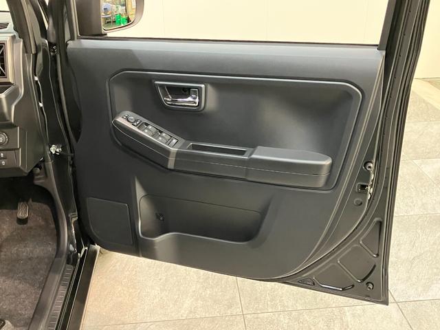 タフト Ｇターボダーククロムベンチャー　届出済未使用車　９型ＤＡ　衝突被害軽減ブレーキ　コーナーセンサー　９型ディスプレイオーディオ　フルセグ　バックカメラ　Ｂｌｕｅｔｏｏｔｈ　ＵＳＢ　前席シートヒーター　電動パーキング　ＬＥＤ　レーダークルーズコントロール（28枚目）