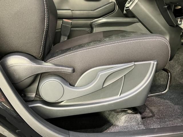 タフト Ｇターボダーククロムベンチャー　届出済未使用車　９型ＤＡ　衝突被害軽減ブレーキ　コーナーセンサー　９型ディスプレイオーディオ　フルセグ　バックカメラ　Ｂｌｕｅｔｏｏｔｈ　ＵＳＢ　前席シートヒーター　電動パーキング　ＬＥＤ　レーダークルーズコントロール（46枚目）