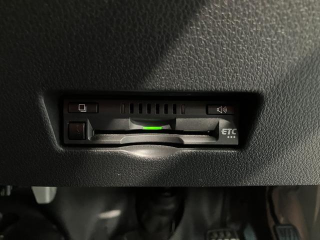 ハイゼットカーゴ ＤＸ　４ＷＤ　ＣＶＴ車　フルセグナビ　ドラレコ　車検整備付　衝突被害軽減ブレーキ　スマアシ　コーナーセンサー　キーレス　前席パワーウインドウ　フルセグナビ　ドラレコ　ＥＴＣ　ＤＶＤ再生　Ｂｌｕｅｔｏｏｔｈ　ＬＥＤ　オートライト　パートタイム４ＷＤ（18枚目）